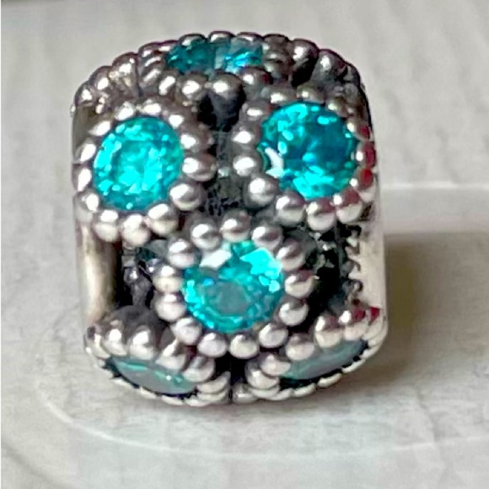 Pandora Openwork Sparkling Teal Circles Charm